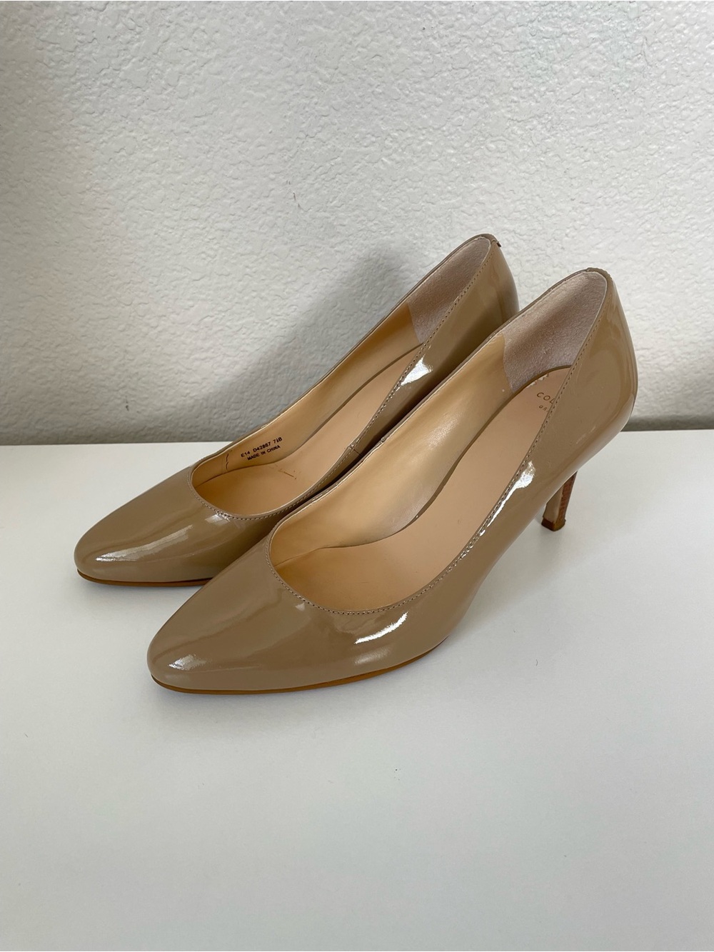 Cole Haan Grand.OS Prietta II Almond Pointed Toe Patent Leather Pumps Nude Beige